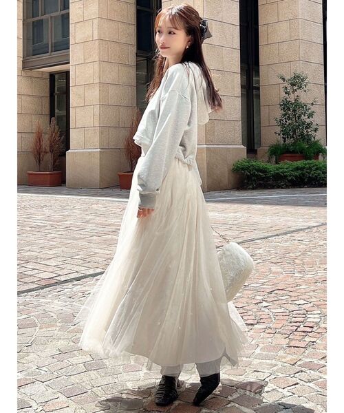 RESEXXY（リゼクシー）の「パフロゴスウェットプルオーバー（スウェット・レディース・グレー/ブラック/ホワイト・FREE）」の16枚目の写真