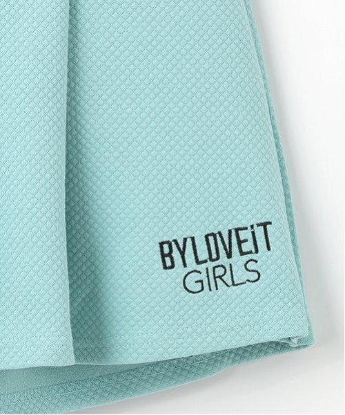 by LOVEiT（バイラビット）の「キルト風ジャカードスカパン（スカート・キッズ・ブルーグレー/オフホワイト/ブラック・120cm/130cm/140cm/150cm/160cm）」の7枚目の写真