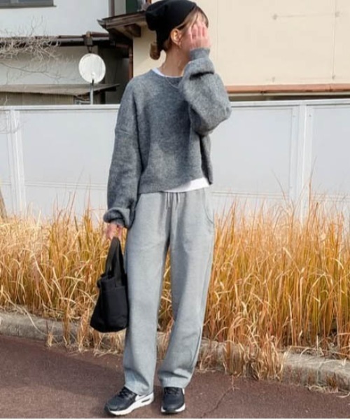 La-gemme（ラジェム）の「メランジニットトップス（ニット/セーター・レディース・グレー/ブラック/ベージュ/ブラウン/ピンク/レッド・フリー）」の16枚目の写真