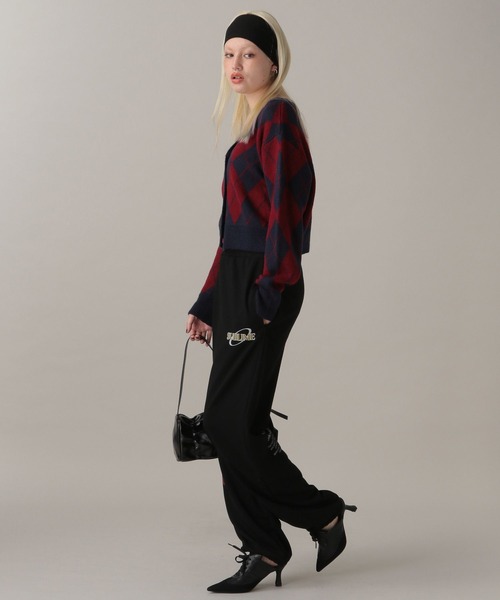 FOREVER 21（フォーエバー トゥエンティーワン）の「【2024FW】アーガイルニットカーディガン（カーディガン/ボレロ・レディース・ネイビー/グレー・FREE）」の7枚目の写真