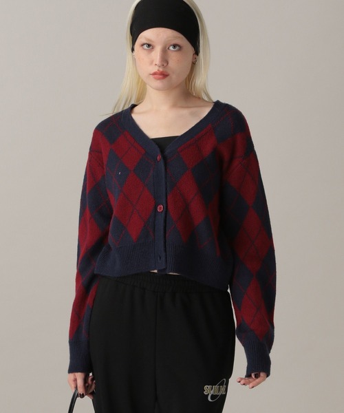 FOREVER 21（フォーエバー トゥエンティーワン）の「【2024FW】アーガイルニットカーディガン（カーディガン/ボレロ・レディース・ネイビー/グレー・FREE）」の9枚目の写真