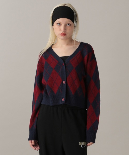 FOREVER 21（フォーエバー トゥエンティーワン）の「【2024FW】アーガイルニットカーディガン（カーディガン/ボレロ・レディース・ネイビー/グレー・FREE）」の20枚目の写真