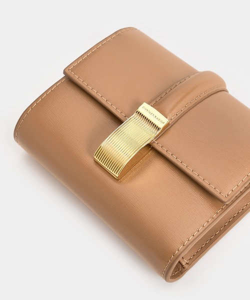 台湾 CHARLES&KEITH メタリックアクセント 三つ折り 財布 台湾 CHARLES&KEITH メタリックアクセント 三つ折り 財布 財布・小物