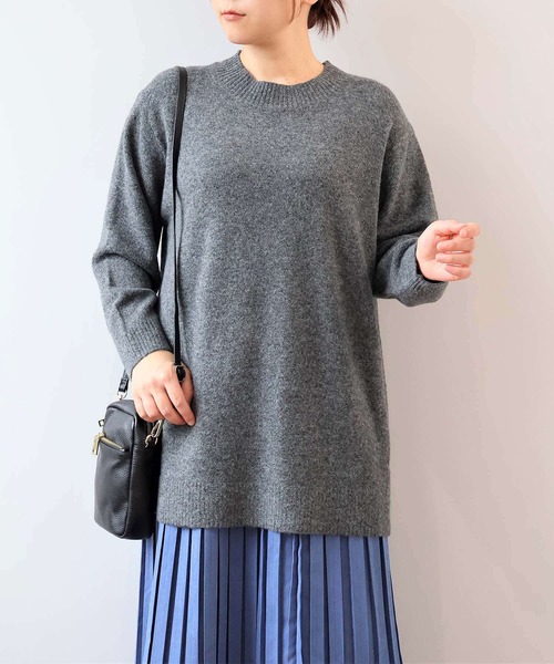 MB mint breeze（エムビーミントブリーズ）の「【LL～6L 大きいサイズ】【WEB/一部店舗限定】モックネックニットチュニック（ニット/セーター・レディース・ネイビー/ベージュ/ライトグレー/レッド/チャコールグレー/ブルー・LL/3L/4L/5L/6L）」の8枚目の写真