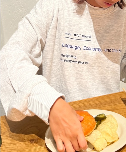 Sorriso（ソリッソ）の「プリント スウェット（スウェット・レディース・ライトグレー・M）」の2枚目の写真