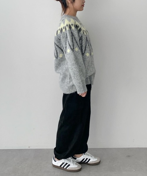 Green Parks(グリーンパークス)の「求心柄ニットプルオーバー(ニット/セーター・レディース・グレー/オフホワイト・FREE)」の4枚目の写真