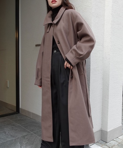 CORNERS(コーナーズ)の「ベルト付きボリューム袖ステンカラーコート(ステンカラーコート・レディース・グリーン/アイボリー/モカ/グレイッシュベージュ・M/L)」の2枚目の写真