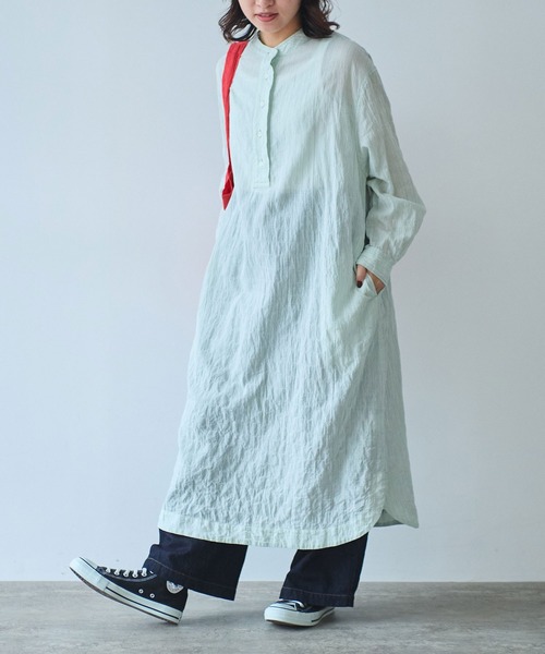 bulle de savon（ビュルデサボン）の「●shirring stripe バンドカラーシャツワンピース（シャツワンピース・レディース・グリーン/サックスブルー/ピンク・FREE）」の4枚目の写真