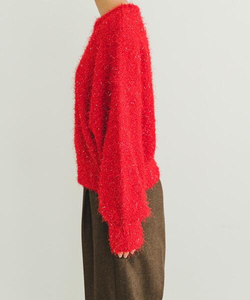 ITEMS URBANRESEARCH(アイテムズ アーバンリサーチ)の「フェザークロップドニット(ニット/セーター・レディース・ライトグレー/レッド・FREE)」の8枚目の写真