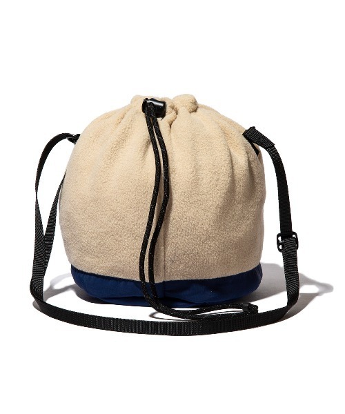 POLeR（ポーラー）の「POLER LIGHT FLEECE DRAWSTRING BAG（ポーラー ライト フリース ドローストリング バッグ）（トートバッグ・メンズ・オレンジ/パープル/ブラック/ナチュラル・FREE）」の8枚目の写真