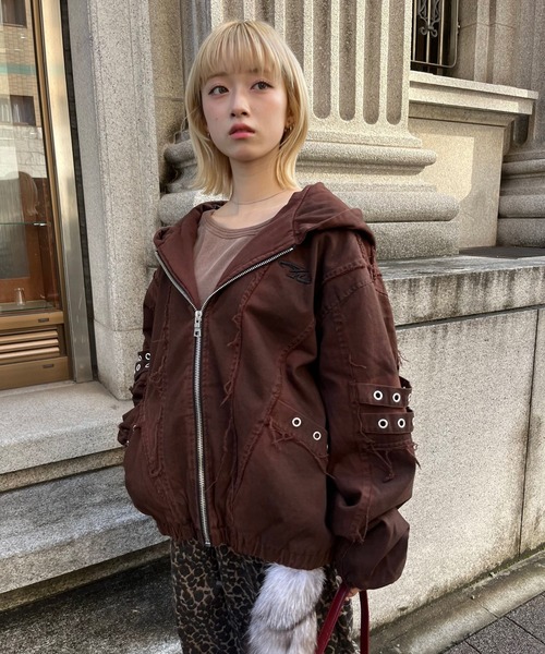 sevens(セブンズ)の「【sevens】切り替えスプレーフードブルゾン(ブルゾン・レディース・レッド/ホワイト/ブラック・FREE)」の22枚目の写真