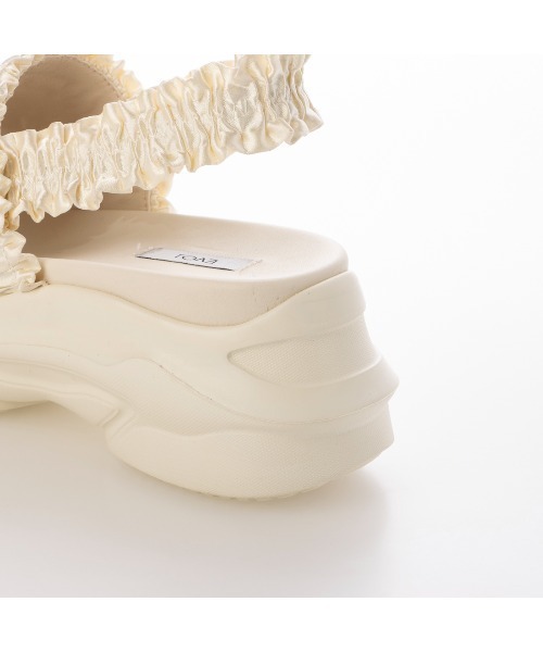 EVOL（イーボル）の「【XS-LLサイズ展開・軽量】フリルスポーツサンダル IY5621（サンダル・レディース・ブラック/アイボリー/グレー・XS/S/M/L/LL）」の13枚目の写真