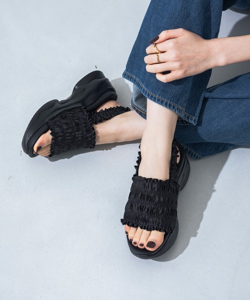 EVOL（イーボル）の「【XS-LLサイズ展開・軽量】フリルスポーツサンダル IY5621（サンダル・レディース・ブラック/アイボリー/グレー・XS/S/M/L/LL）」の17枚目の写真