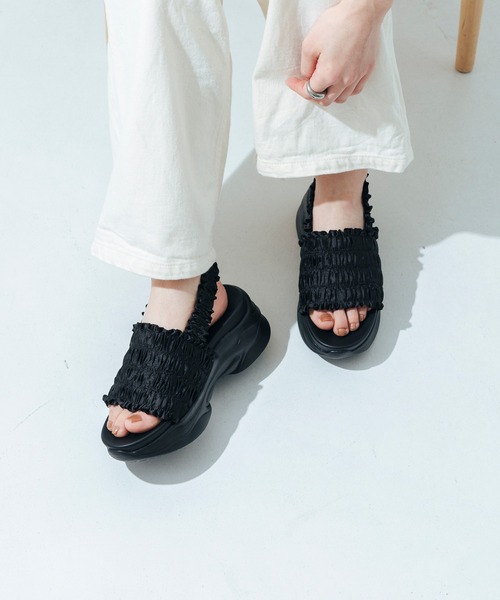 EVOL（イーボル）の「【XS-LLサイズ展開・軽量】フリルスポーツサンダル IY5621（サンダル・レディース・ブラック/アイボリー/グレー・XS/S/M/L/LL）」の22枚目の写真