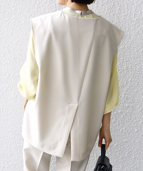 SHIPS（シップス）の「〈手洗い可能〉プルオーバー ベスト（セットアップ対応）（ベスト・レディース・ブラック/オフホワイト・ONE SIZE）」の22枚目の写真