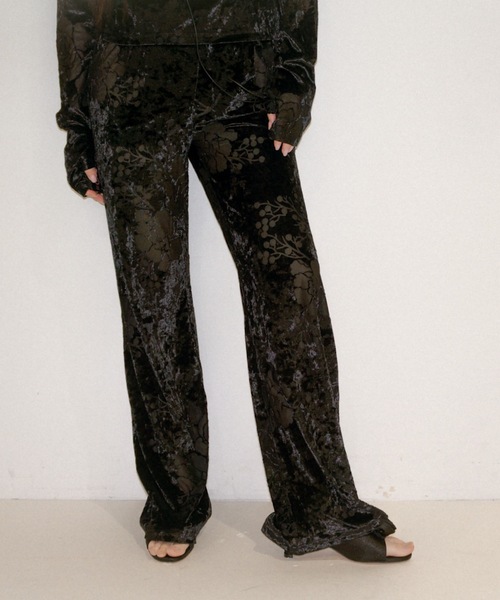 igi（イジ）の「OPAL VELOUR PANTS / オパールベロアパンツ（その他パンツ・レディース・パープル/ブラック・1/0）」の22枚目の写真