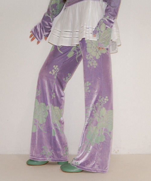 igi（イジ）の「OPAL VELOUR PANTS / オパールベロアパンツ（その他パンツ・レディース・パープル/ブラック・1/0）」の16枚目の写真