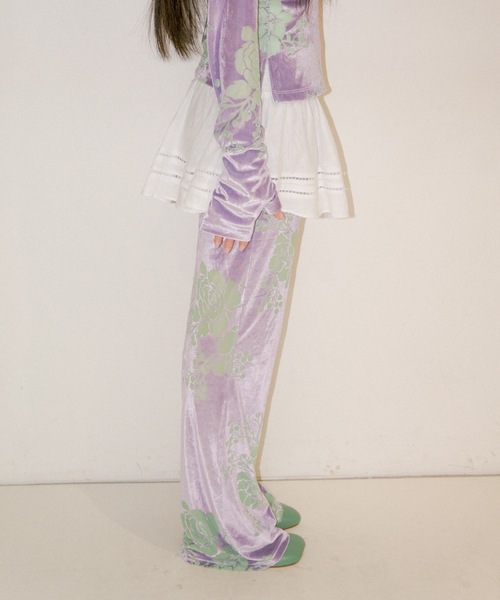 igi（イジ）の「OPAL VELOUR PANTS / オパールベロアパンツ（その他パンツ・レディース・パープル/ブラック・1/0）」の17枚目の写真