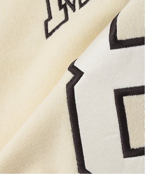 LOVETOXIC（ラブトキシック）の「【LTXC】ナンバープルオーバー（スウェット・キッズ・イエロー/ネイビー/オフホワイト・M:150cm/S:140cm/L:160cm）」の14枚目の写真