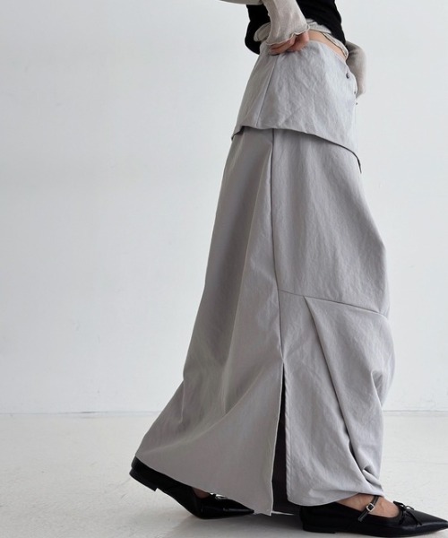 ROOPTOKYO(ループトウキョウ)の「タックデザイン 2WAY ロングスカート 秋物 秋服 2026年秋冬(スカート・レディース・グレー/チャコールグレー/ブラック・FREE)」の15枚目の写真