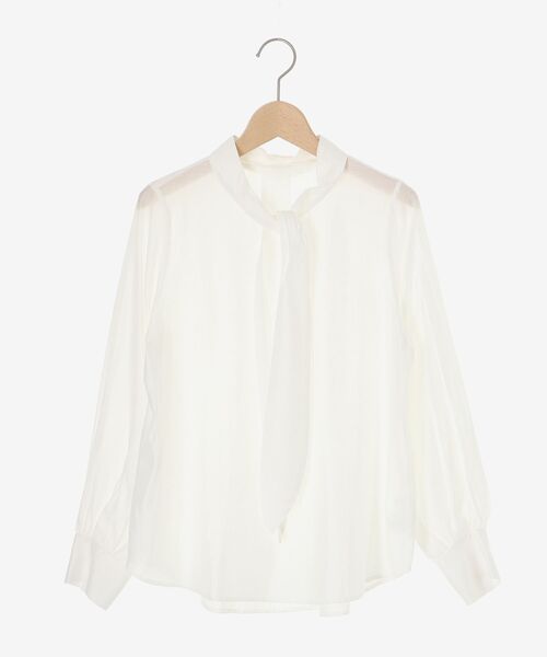 le.coeur blanc（ルクールブラン）の「セミダルドレープクロスボウタイブラウス（シャツ/ブラウス・レディース・オフホワイト/ブラック・38）」の3枚目の写真