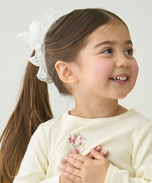 petit main(プティマイン)の「ボリュームレースシュシュ(シュシュ・キッズ・オフホワイト/レッド・F)」の13枚目の写真