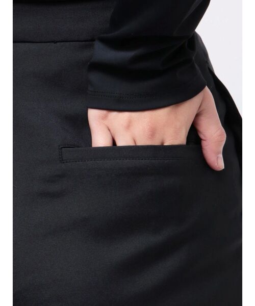 EMODA(エモダ)の「2ピースレイヤースカートパンツ(スカート・レディース・ブラック/ベージュ/グレー・SMALL/MEDIUM)」の7枚目の写真