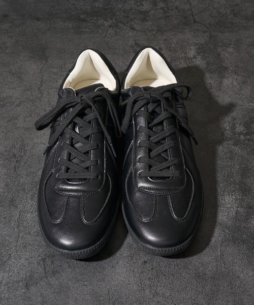 TETE HOMME（テットオム）の「ジャーマントレーナー（スニーカー・メンズ・ブラック/ホワイト・LARGE/X-LARGE/MEDIUM/SMALL）」の4枚目の写真