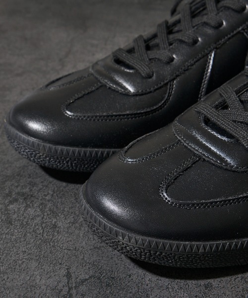 TETE HOMME（テットオム）の「ジャーマントレーナー（スニーカー・メンズ・ブラック/ホワイト・LARGE/X-LARGE/MEDIUM/SMALL）」の7枚目の写真