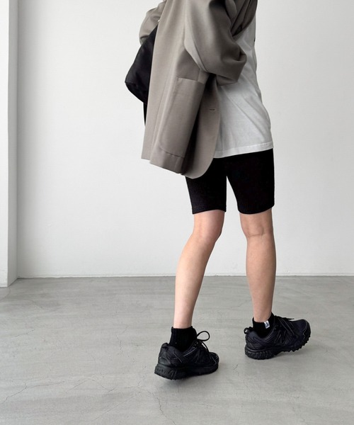 CANAL JEAN（キャナルジーン）の「El mar　リブバイカーレギンス（レギンス/スパッツ・レディース・チャコールグレー/ブラック・ONE SIZE）」の4枚目の写真