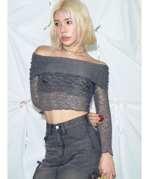 EVRIS（エヴリス）の「レースオフショルカットトップス（Tシャツ/カットソー・レディース・ブラック/ホワイト/グレー・FREE）」の14枚目の写真