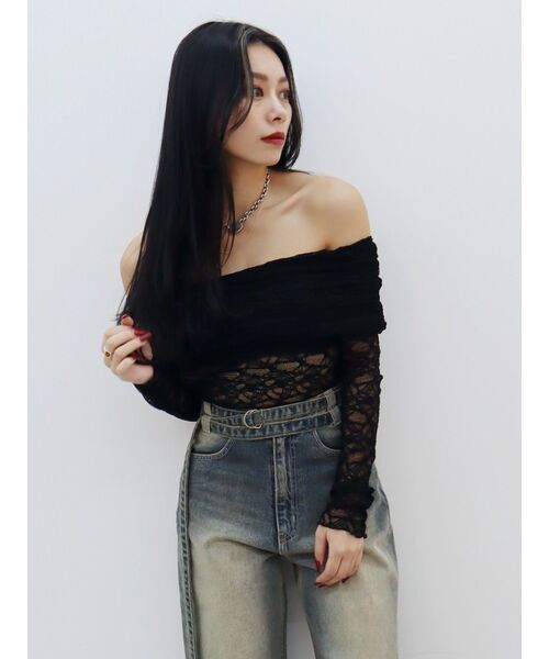 EVRIS（エヴリス）の「レースオフショルカットトップス（Tシャツ/カットソー・レディース・ブラック/ホワイト/グレー・FREE）」の21枚目の写真