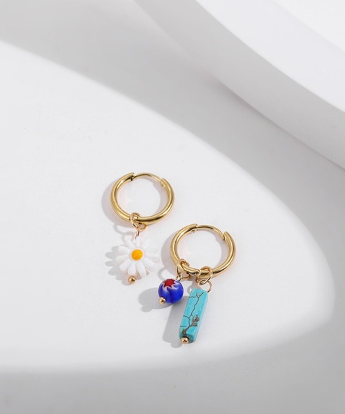 yu-ka(ユーカ)の「YU-KA:ビーズドロップフープピアス2WAY beads drop hoop pierce 2way(ピアス(両耳用)・レディース・ブルー/ホワイト/グリーン/ピンク/レッド/イエロー・FREE)」の12枚目の写真
