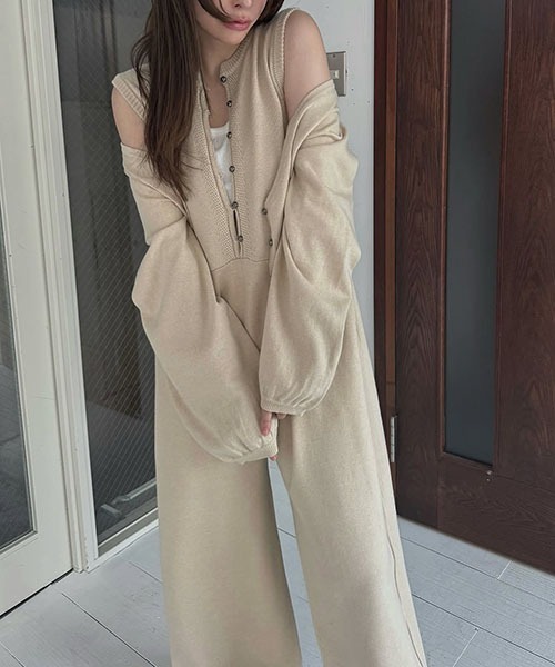 WILLFULLY（ウィルフリー）の「side pattern no sleeve knit all-in