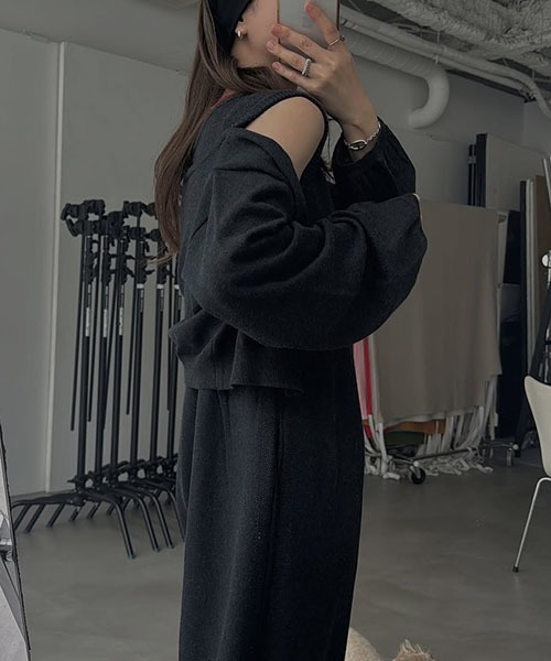 WILLFULLY（ウィルフリー）の「side pattern no sleeve knit all-in