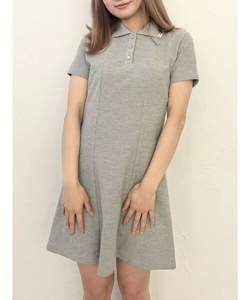 CALNAMUR(カルナムール)の「BACK OPEN POLO OP/バックオープンポロワンピース(ワンピース・レディース・グレー/ブラック/ライトブルー・FREE)」の4枚目の写真