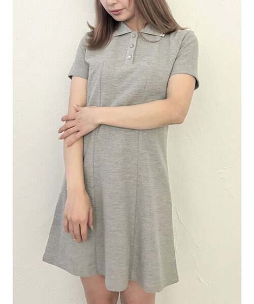 CALNAMUR(カルナムール)の「BACK OPEN POLO OP/バックオープンポロワンピース(ワンピース・レディース・グレー/ブラック/ライトブルー・FREE)」の7枚目の写真