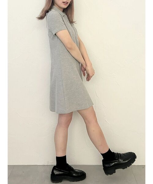 CALNAMUR(カルナムール)の「BACK OPEN POLO OP/バックオープンポロワンピース(ワンピース・レディース・グレー/ブラック/ライトブルー・FREE)」の15枚目の写真