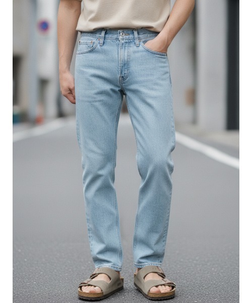Levi's(リーバイス)の「【Levi’s/リーバイス】【脱ぎ履き楽々 太股から裾にかけてすっと落ちる綺麗なストレート】SL505 レギュラーストレート ジップフライ ストレッチ 定番デニム(デニムパンツ・メンズ・ダークブルー/ブルー/クリアブルー/サックスブルー/ダークインディゴブルー/スカイブルー/インディゴブルー/ブルー系その他/ブルー系その他2/ダークネイビー/ネイビー・29inch/28inch/32inch/31inch/30inch/36inch/34inch/33inch)」の1枚目の写真