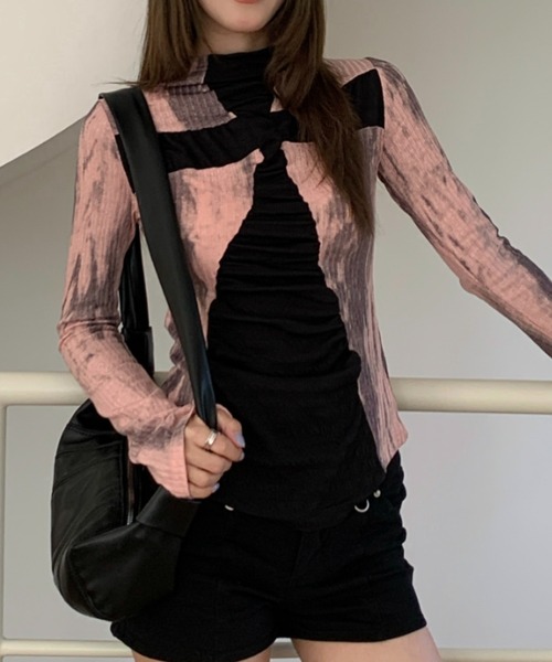 ViViDAY（ビビデー）の「【春新色追加】十字架長袖tシャツ（Tシャツ/カットソー・レディース・ベージュ×ブラック/ピンク・M）」の11枚目の写真