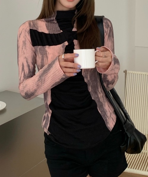 ViViDAY（ビビデー）の「【春新色追加】十字架長袖tシャツ（Tシャツ/カットソー・レディース・ベージュ×ブラック/ピンク・M）」の14枚目の写真