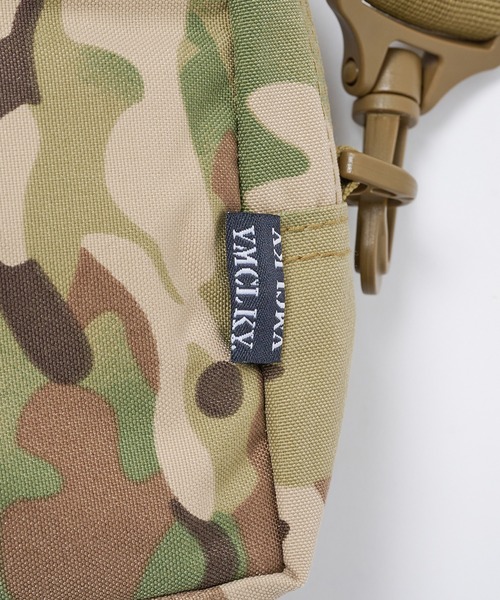 MAISON CLUB(メゾンクラブ)の「【MAISON CLUB】GB473 ミリタリーサコッシュ YM-Mil.(ショルダーバッグ・メンズ・ブラック/オリーブ/マルチ・FREE)」の9枚目の写真