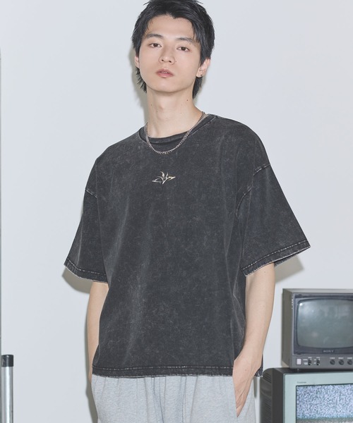 セール】ヴィンテージライクボックスシルエット短丈プリントT