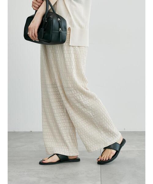 Lugnoncure（ルノンキュール）の「シャーリングレースカットパンツ（その他パンツ・レディース・ブラック/ベージュ・F）」の3枚目の写真