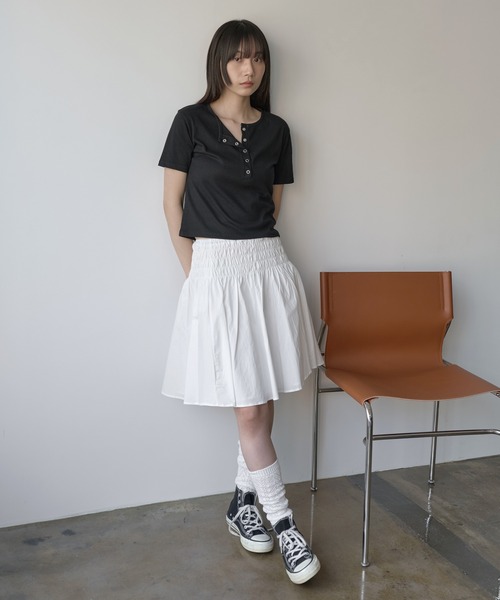 UNE MANSION(ユヌマンション)の「ラッキースモークミディフレアバルーンスカート(スカート・レディース・ブラック/アイボリー/ドット・FREE)」の8枚目の写真