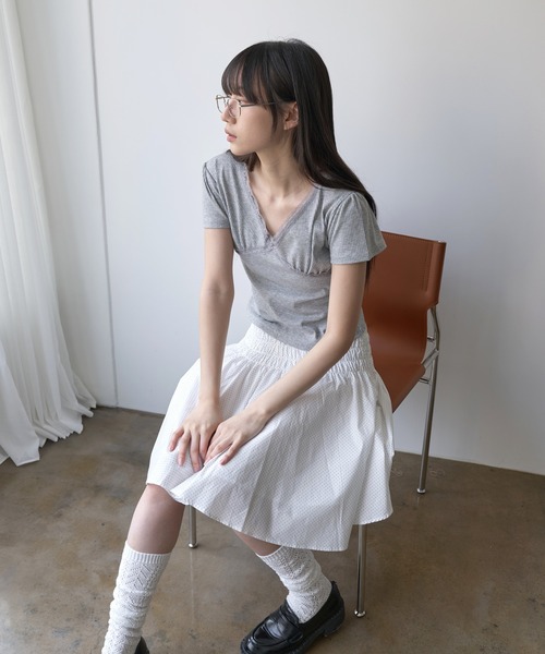 UNE MANSION(ユヌマンション)の「ラッキースモークミディフレアバルーンスカート(スカート・レディース・ブラック/アイボリー/ドット・FREE)」の4枚目の写真