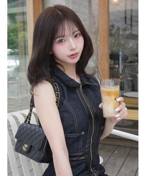 Darich（ダーリッチ）の「レザーコンビノースリデニムミニ
