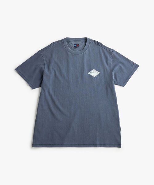 tommy jeans(トミー ジーンズ)の「リラックスバーシティグラフィックTシャツ(Tシャツ/カットソー・メンズ・ベージュ/ネイビー/ピンク・LARGE/MEDIUM/SMALL/X-LARGE)」の4枚目の写真
