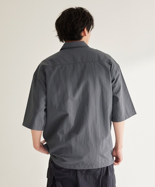 coca(coca)(コカ)の「ワッシャーナイロン半袖シャツ(シャツ/ブラウス・メンズ・チャコール/アイボリー・M/L/XL)」の11枚目の写真