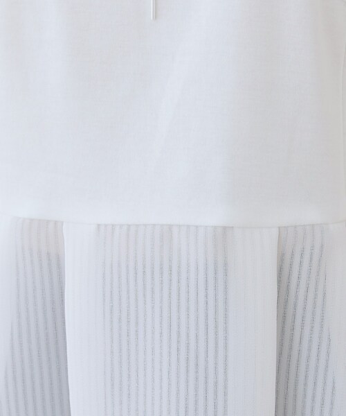 INDIVI（インディヴィ）の「【洗える／レイヤードにも活躍】ペプラムインナートップス（Tシャツ/カットソー・レディース・ブラック/オフホワイト/ベージュ・05/13/15 /19/34/38）」の8枚目の写真